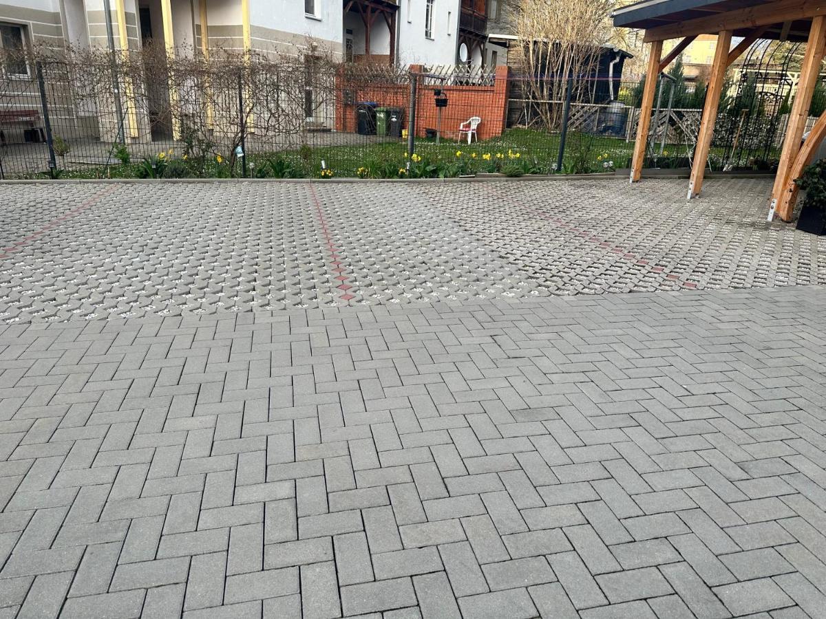 Kaethe-Kollwitz-Strasse 54, F2 Apartment อัลเทนบวร์ก ภายนอก รูปภาพ